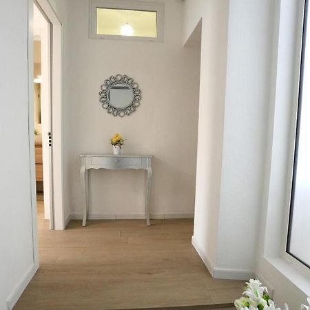 קליארי Luxury Rooms Paoli 19 מראה חיצוני תמונה