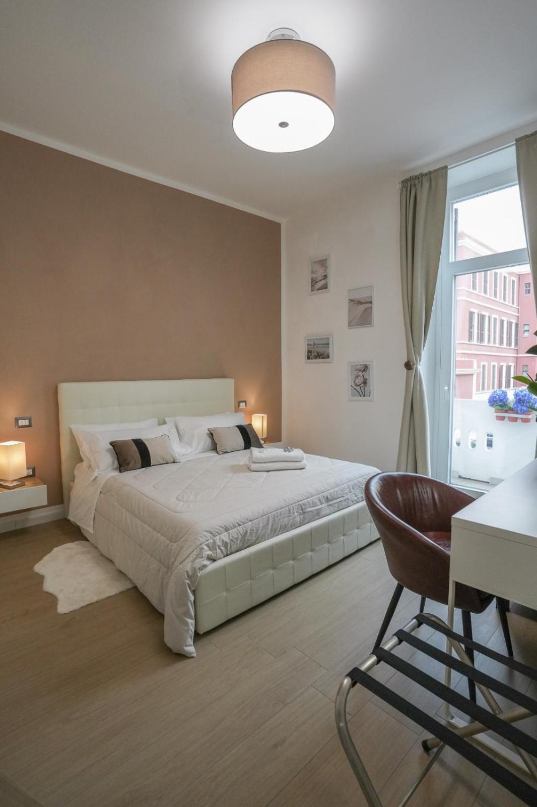 קליארי Luxury Rooms Paoli 19 מראה חיצוני תמונה